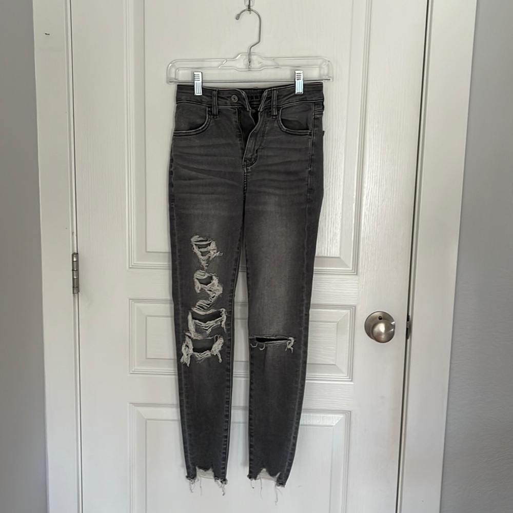 American Eagle Ripped Jeggings